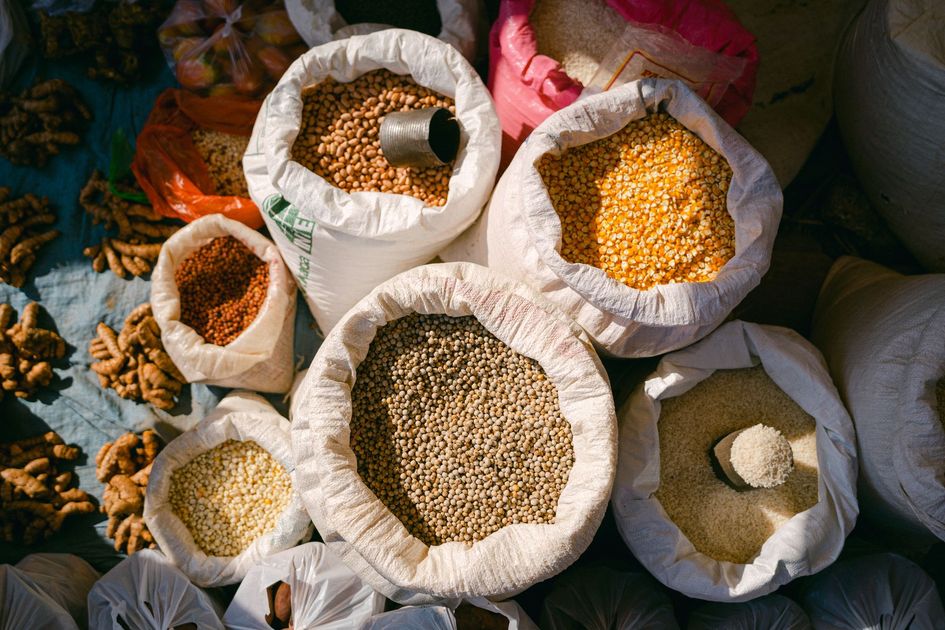 Gobernación del Guayas certifica compra de arroz en Daule al precio oficial