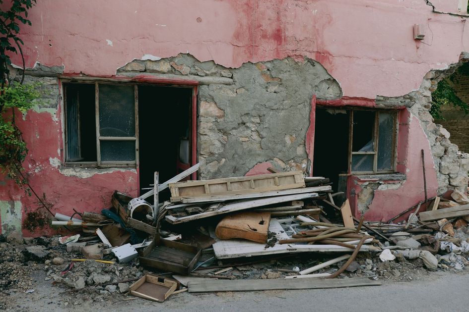 Derrumbe de 25 metros en el malecón de Daule deja a vecinos de Rocafuerte con miedo