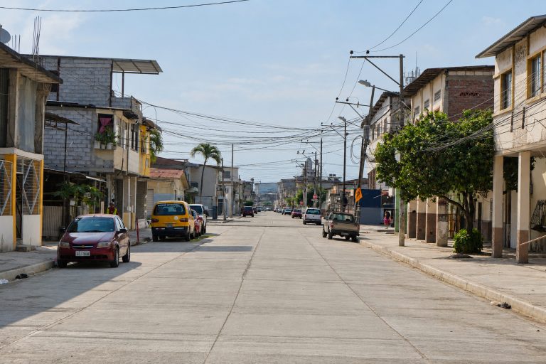 Guayaquil denuncia persecución política tras suspensión de su acreditación ambiental