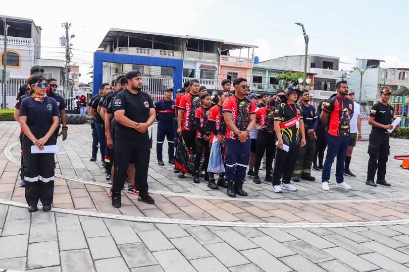Bomberos de Daule demuestran destreza y preparación física en Competencia 2026