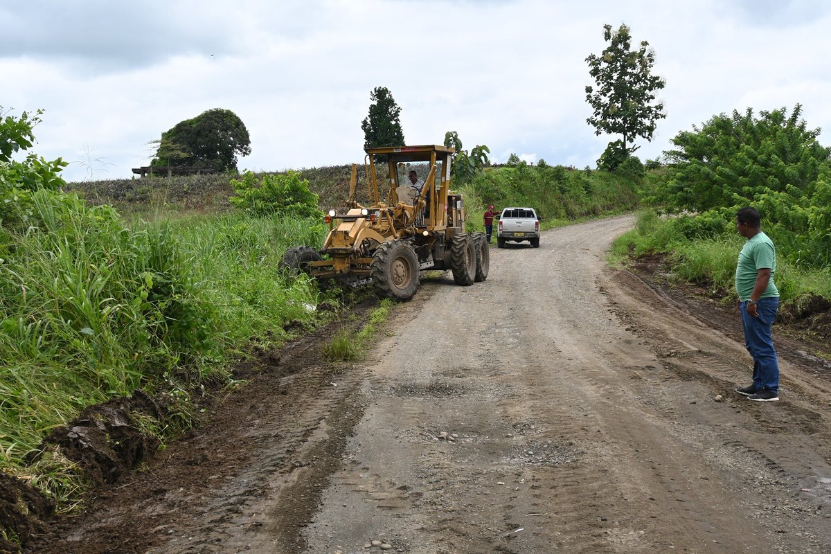 Repararon el camino Las Tecas – Las Piedras en El Empalme