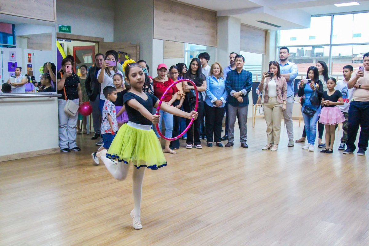 Ciudadanos de Daule conocen talleres culturales en el Centro Municipal