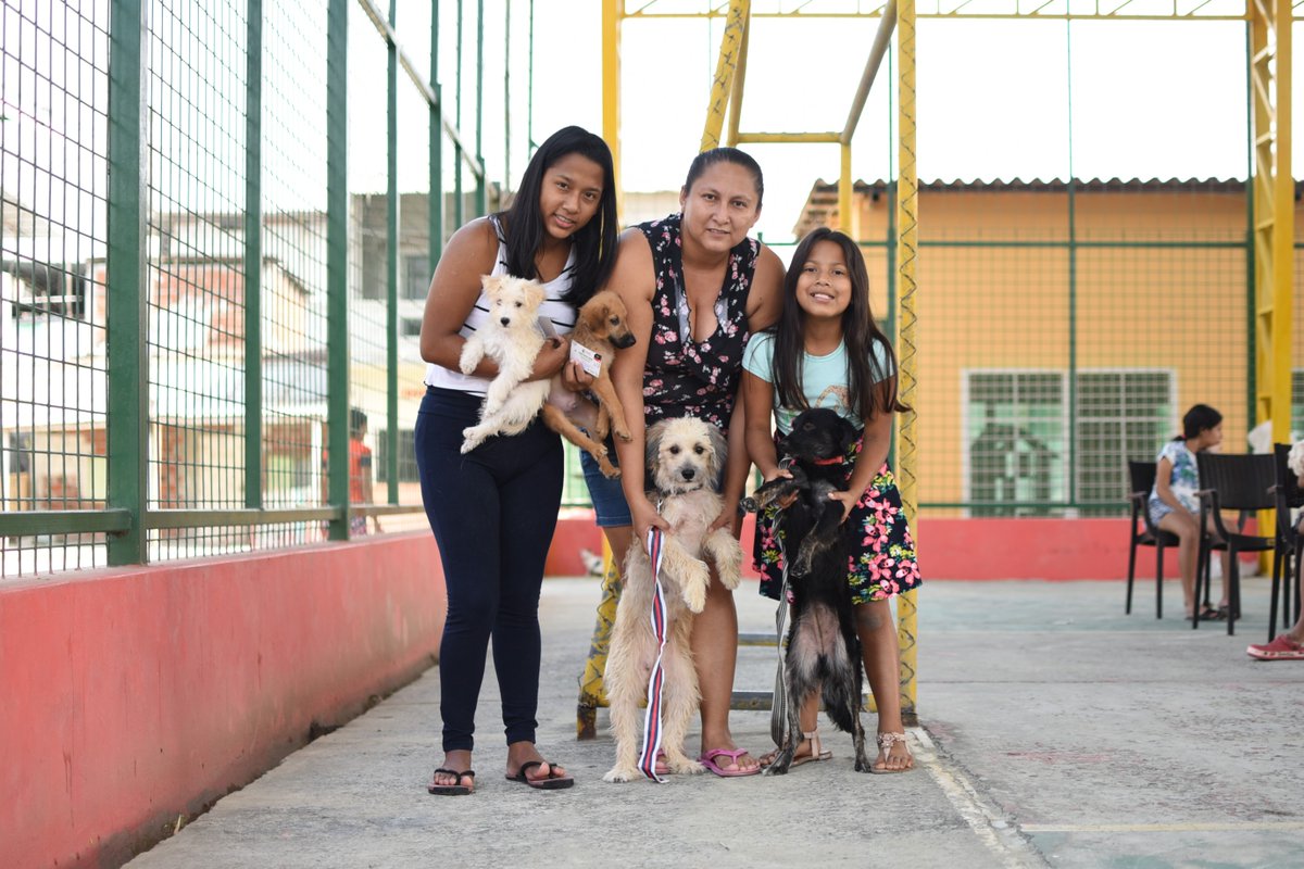 Brigada veterinaria del municipio vacunó a mascotas en El Salvador