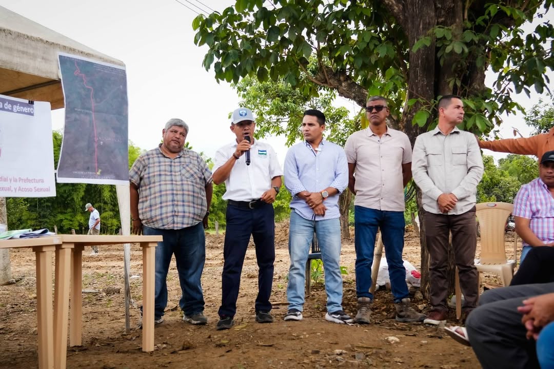 Prefectura del Guayas inicia rehabilitación de vía Valle de la Virgen – Las Muras para mejorar conectividad