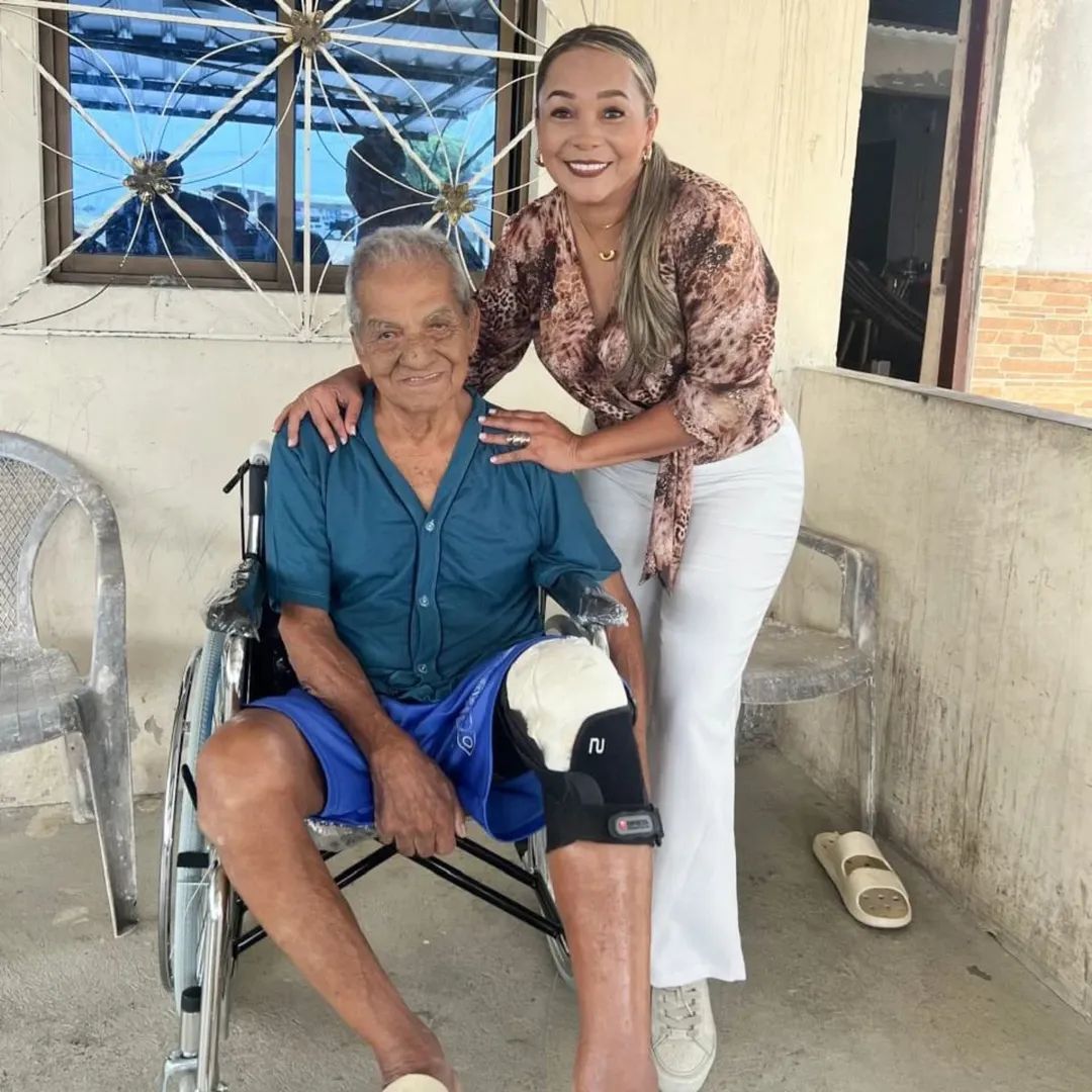Entrega de sillas de ruedas en Daule busca autonomía para familias vulnerables