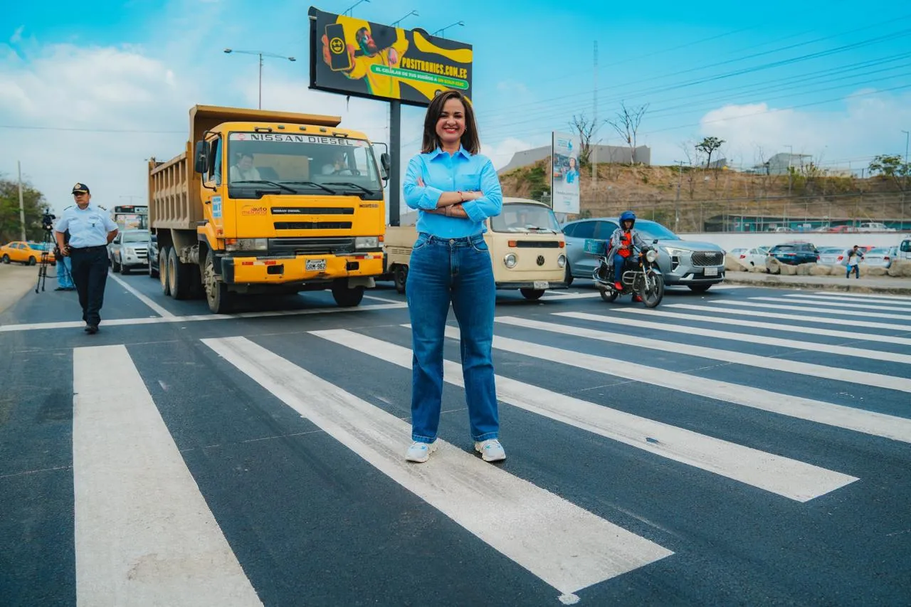 Prefectura del Guayas entrega rehabilitada Av. León Febres Cordero en Daule tras 6 meses
