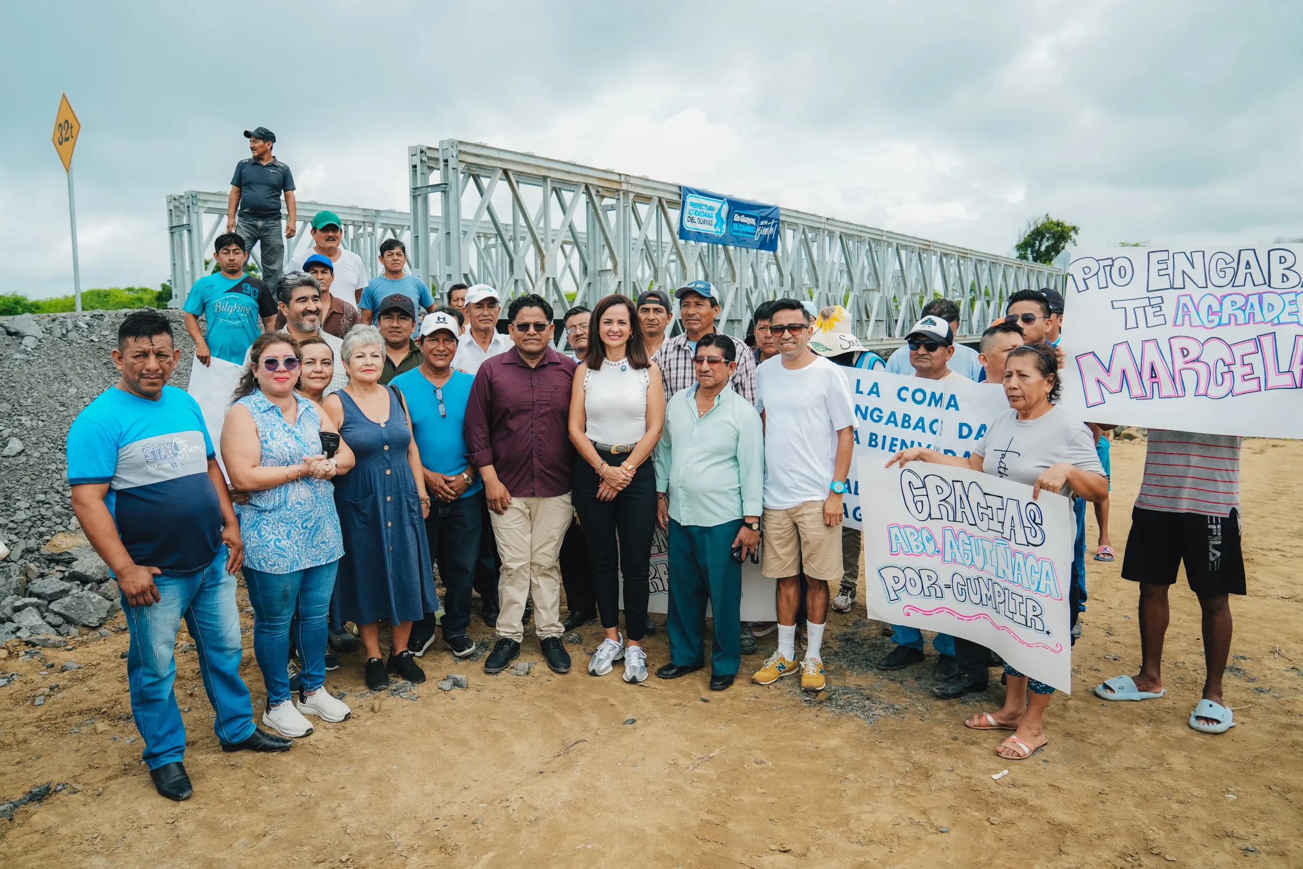 Prefectura habilita puente Bailey sobre el Engabao para conectar Playas