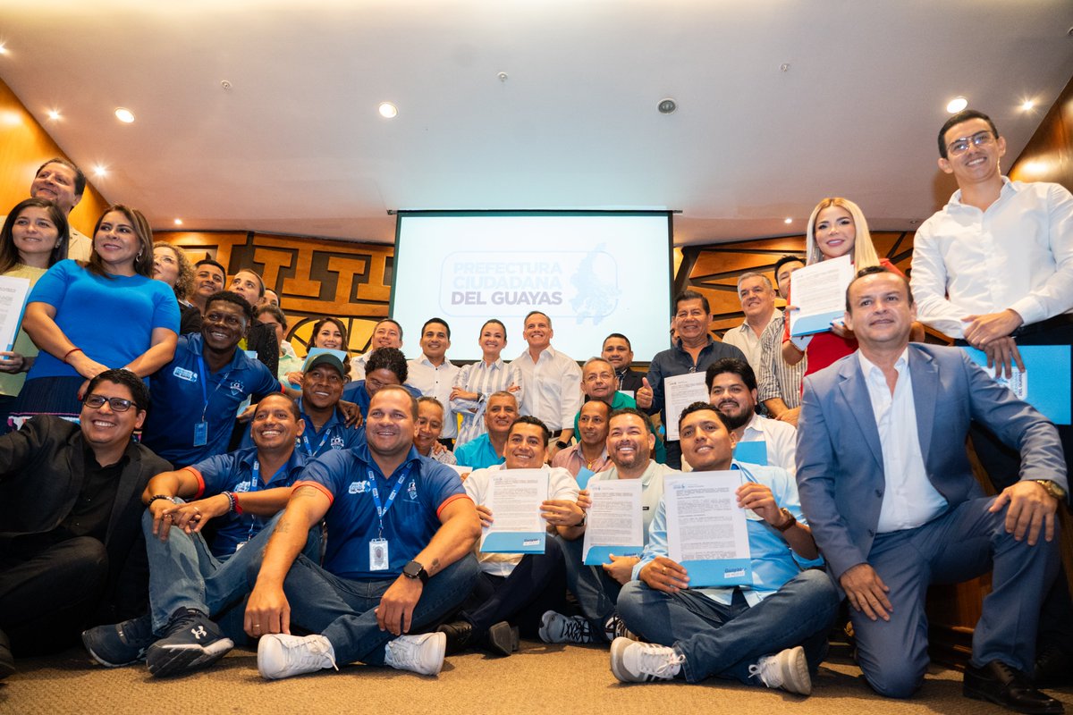 El Empalme reactiva escuelas de fútbol con convenio firmado por el alcalde