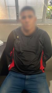 Detienen a hombre armado en La Puntilla y ordenan prisión preventiva