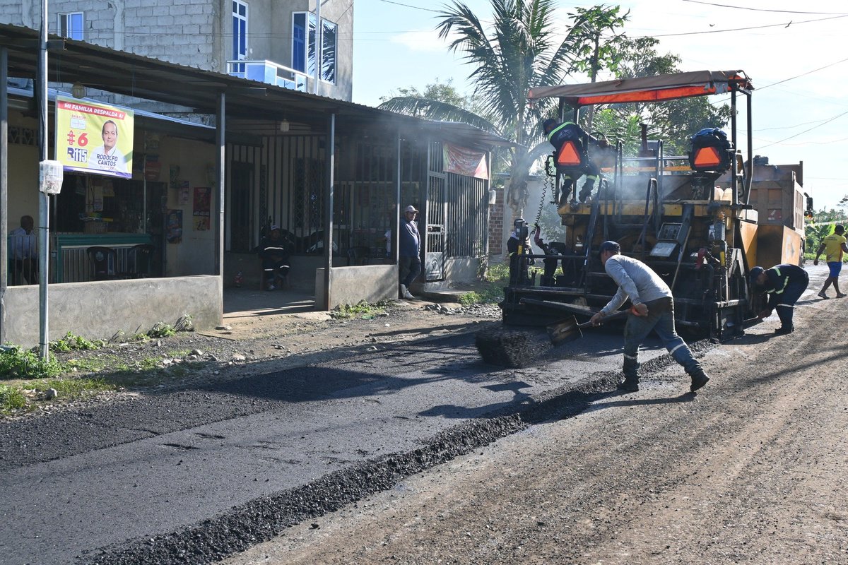 Pavimentación en El Guayabo conecta a cientos de familias con El Empalme