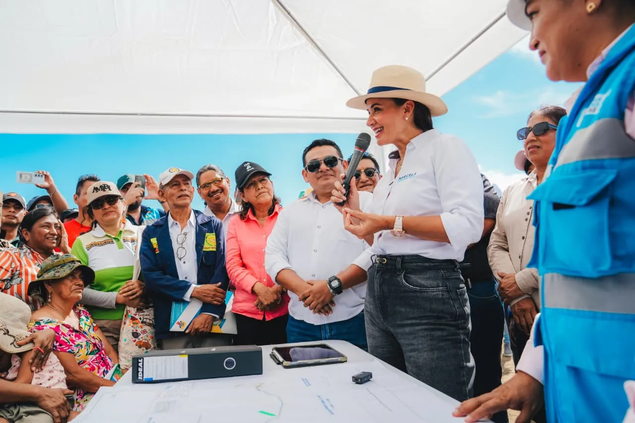 Prefectura del Guayas avanza en rehabilitación de vía San Antonio-San Miguel en Playas