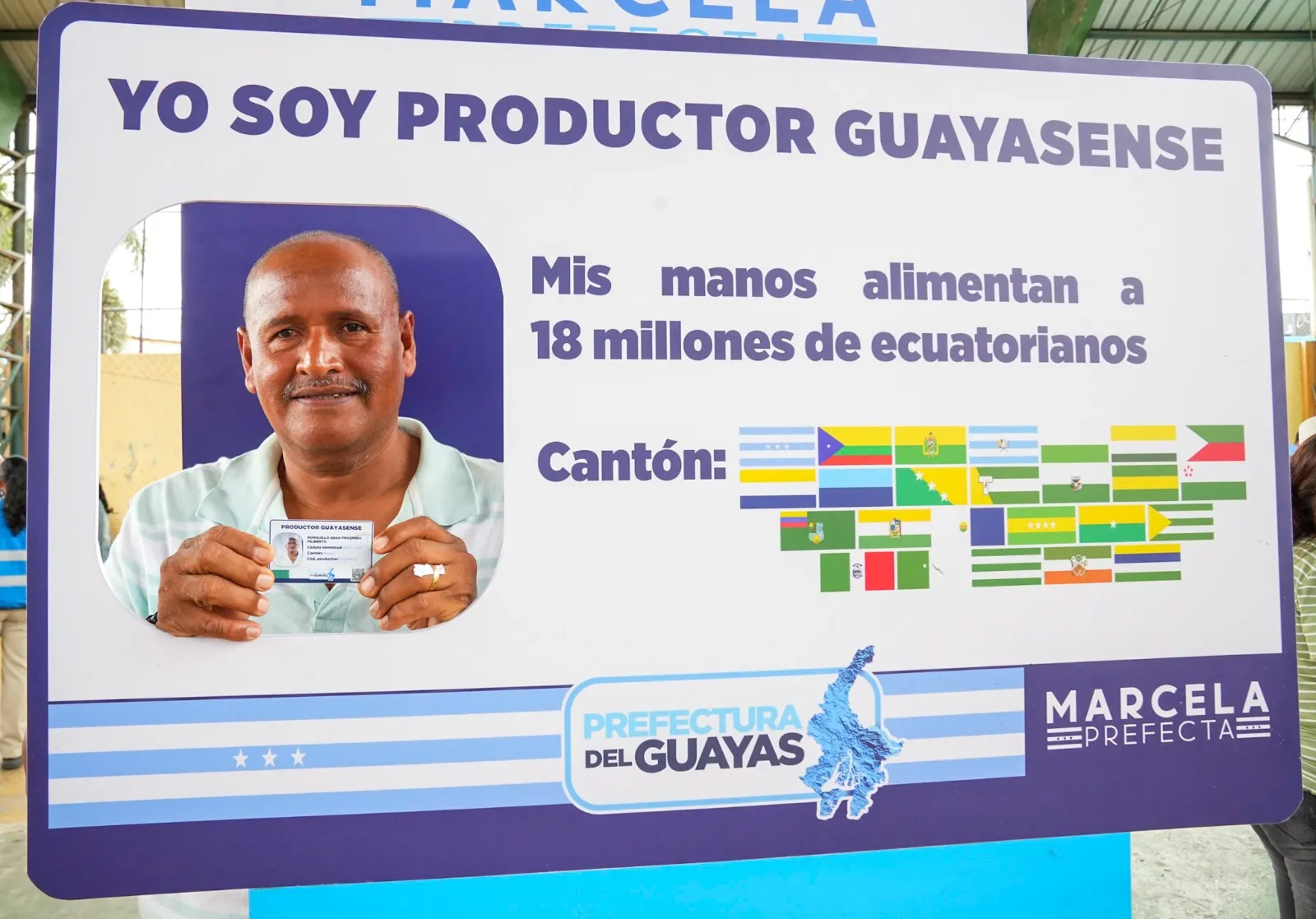 Brigada del GAD Provincial entrega Carné del Productor en el Centro Agrícola de Daule