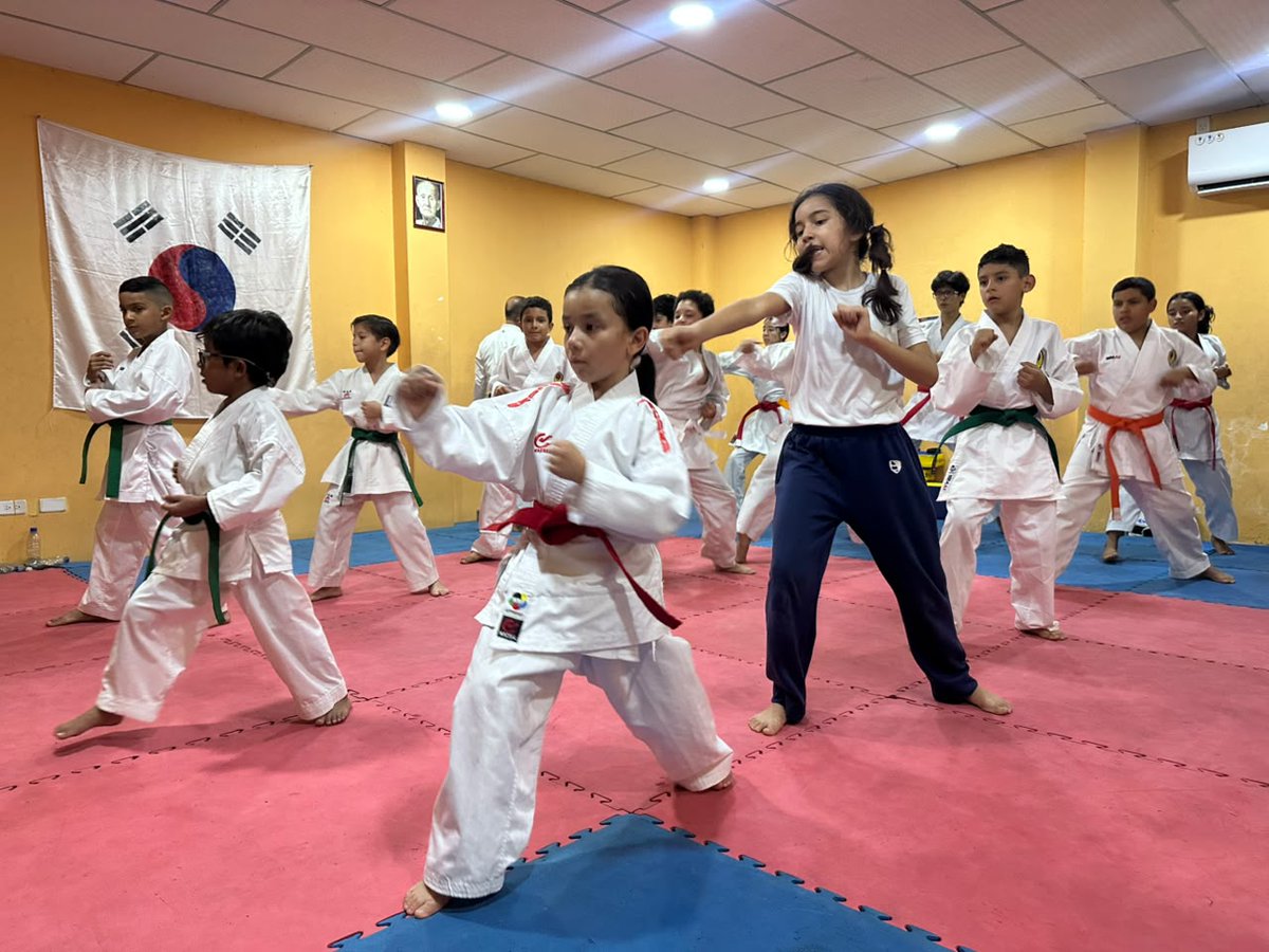 Polideportivo de La Aurora impulsa formación deportiva en niños y jóvenes de Daule