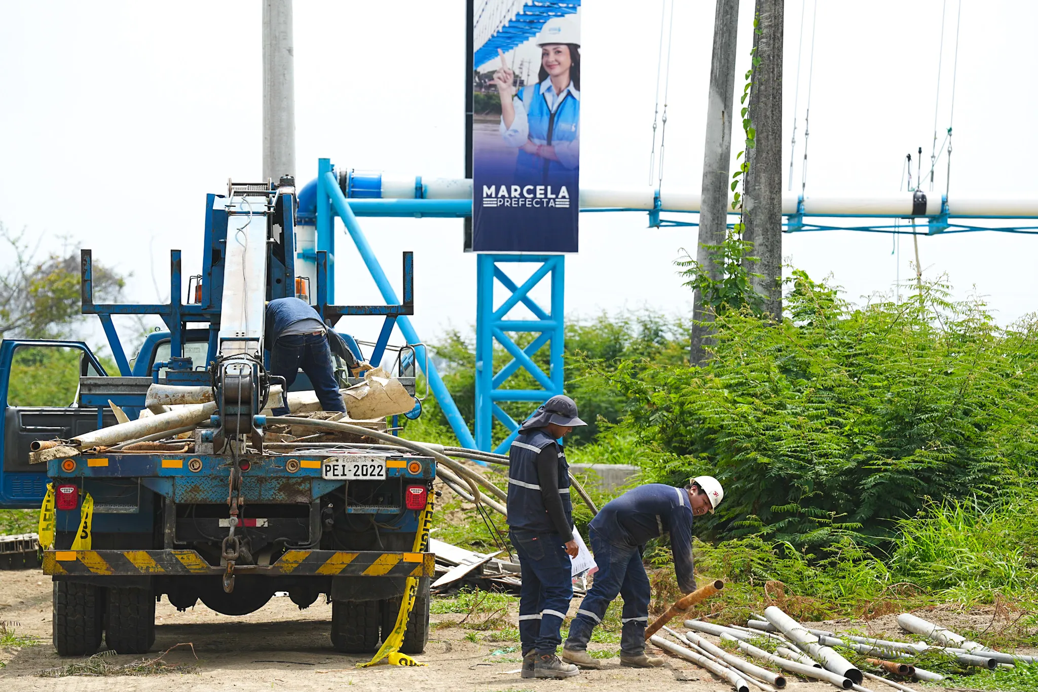 Avanza el 20% el desmontaje del puente Gonzalo Icaza en Daule sin afectar a Magro