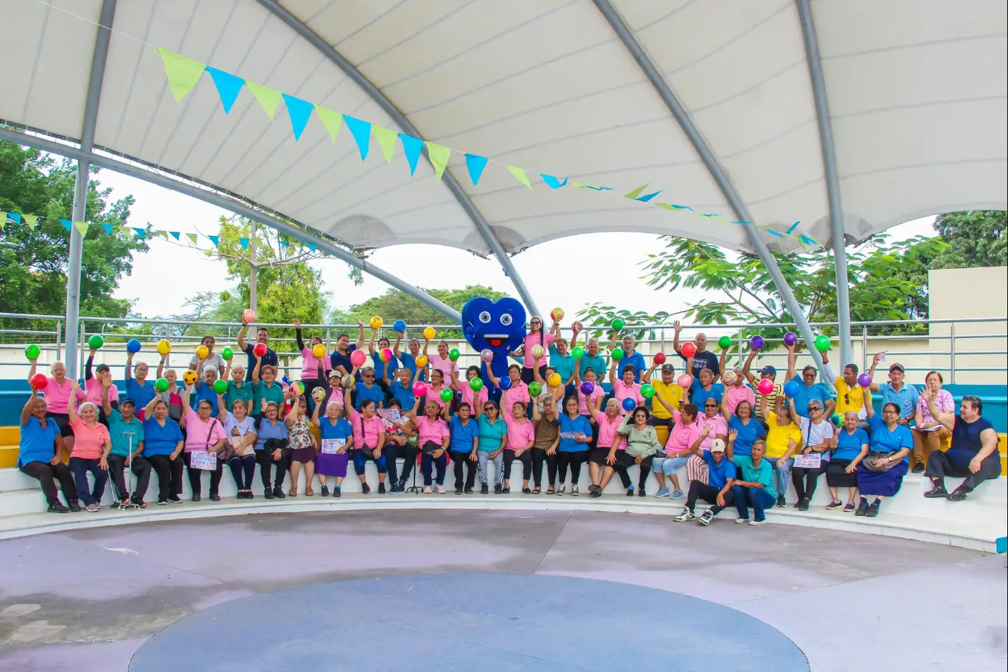 Jornada de salud cardiovascular para adultos mayores en el Parque Inclusivo de Daule