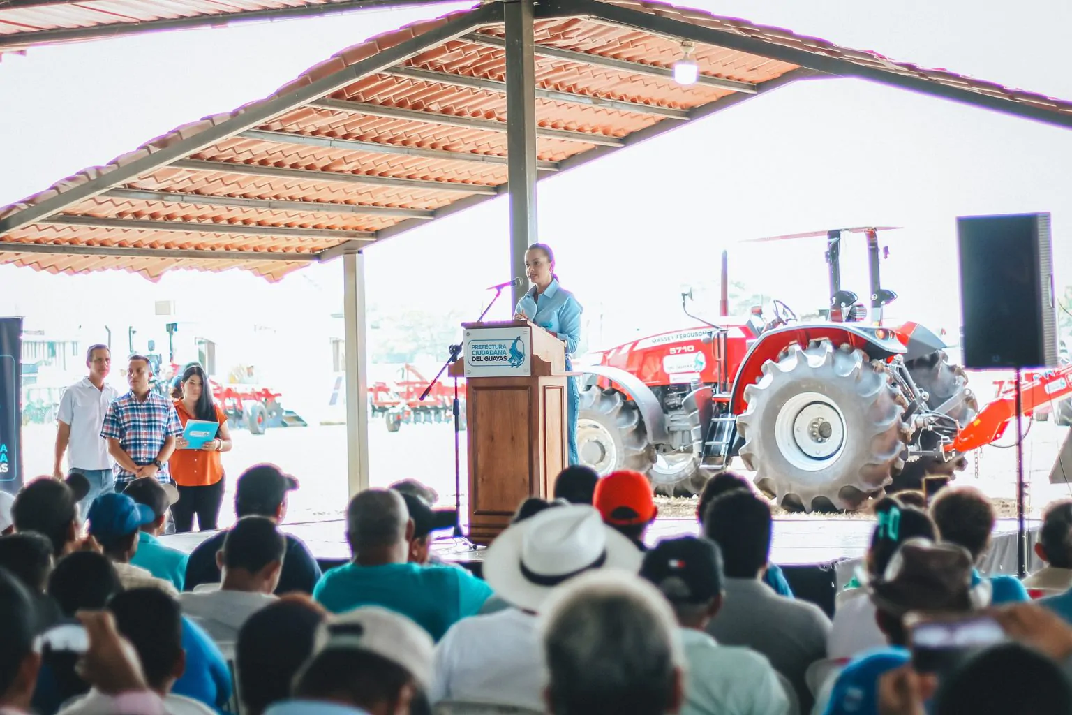 Prefectura del Guayas inaugura programa piloto en Santa Lucía para mejorar suelos agrícolas
