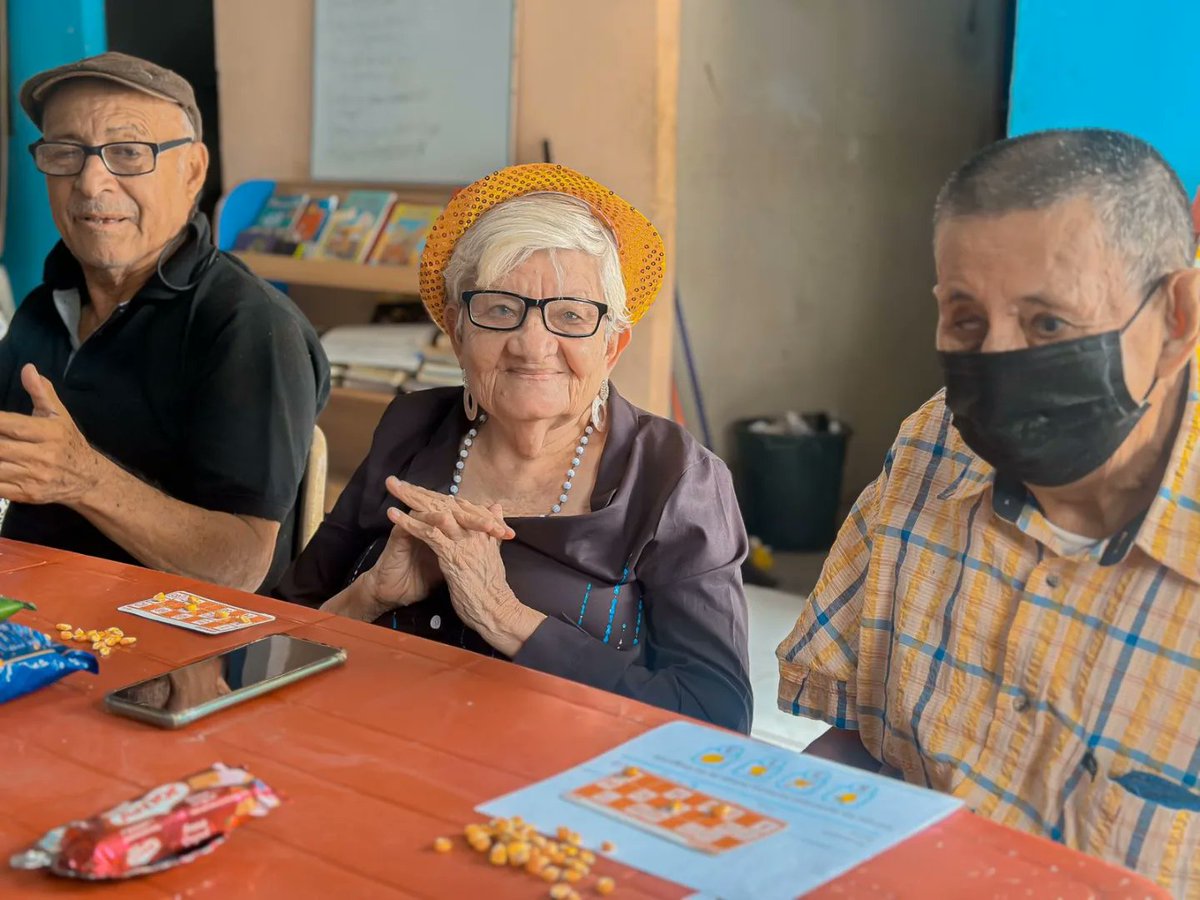 Adultos mayores de Durán vivieron una jornada de bingo por Mis Años Dorados