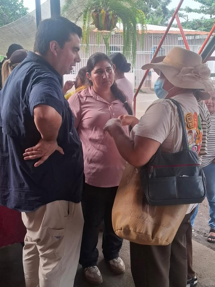 Alfredo Baquerizo Moreno avanza en la vía Mamanica-La Aurora con apoyo de la Prefectura del Guayas