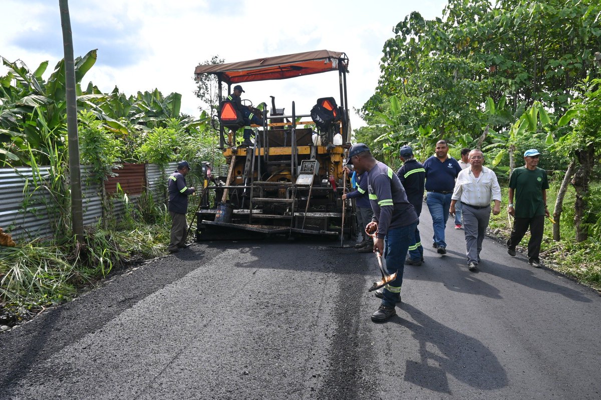 Pavimentaron la loma hacia Buena Suerte en El Empalme