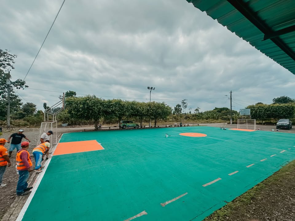 Recuperan cancha de indor en Los Ángeles para fortalecer el deporte local
