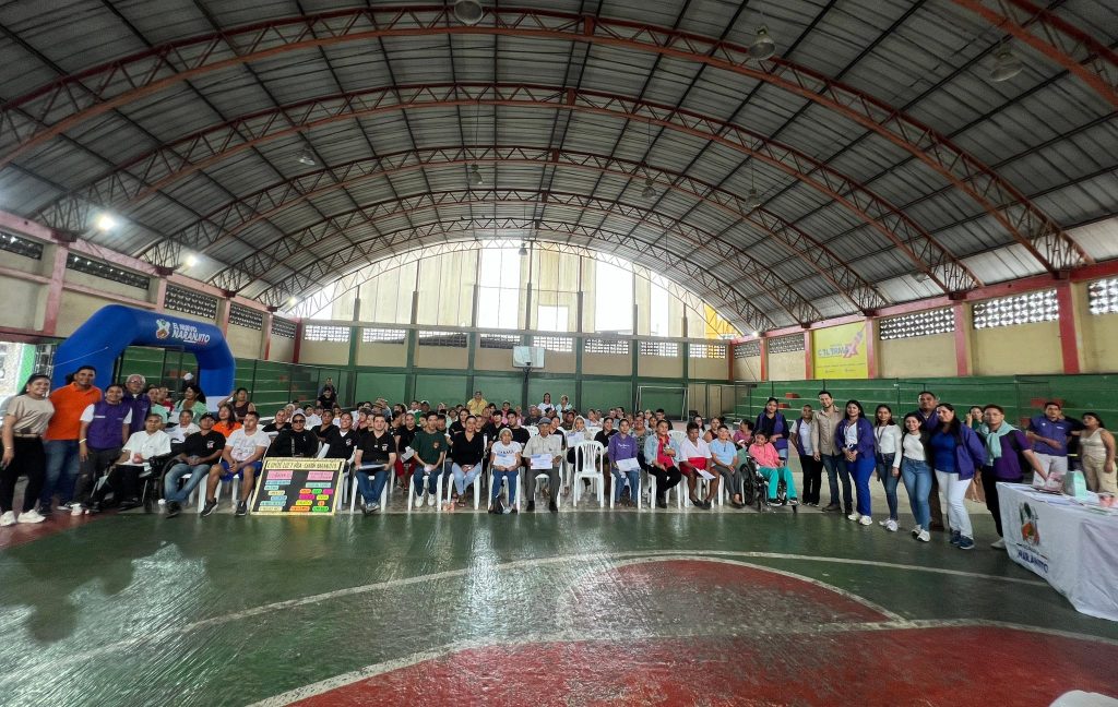 Alcaldía de Naranjito honra a cuidadores en acto oficial