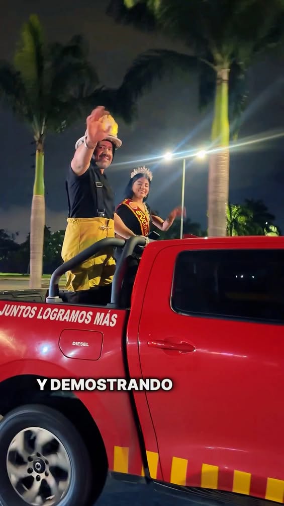 La Aurora celebró el Mes del Bombero con desfile motorizado y presencia comunitaria