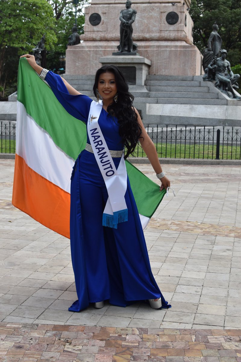 Samantha Rivera oficializa su candidatura a Reina del Cacao Guayas