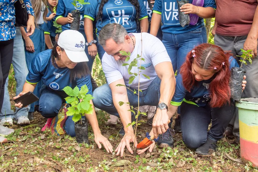 Prefectura del Guayas refuerza el río Cañar en Naranjal ante la llegada de El Niño