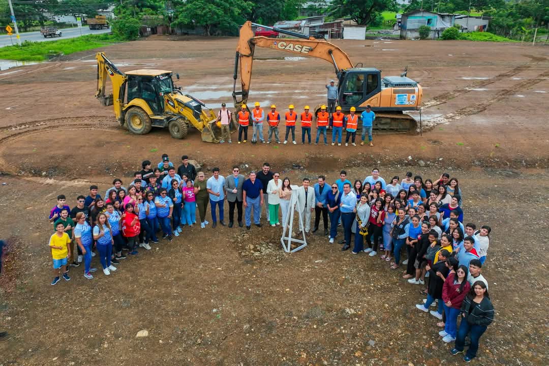 Primera piedra de la UNEMI en Daule: Wilson Cañizares inauguró el primer campus universitario del cantón