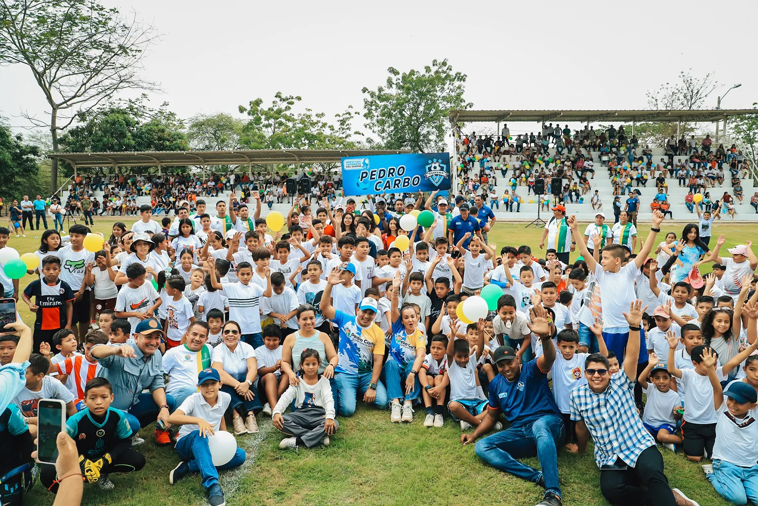 Prefectura reabre Escuelas de Fútbol en Lomas de Sargentillo y Pedro Carbo