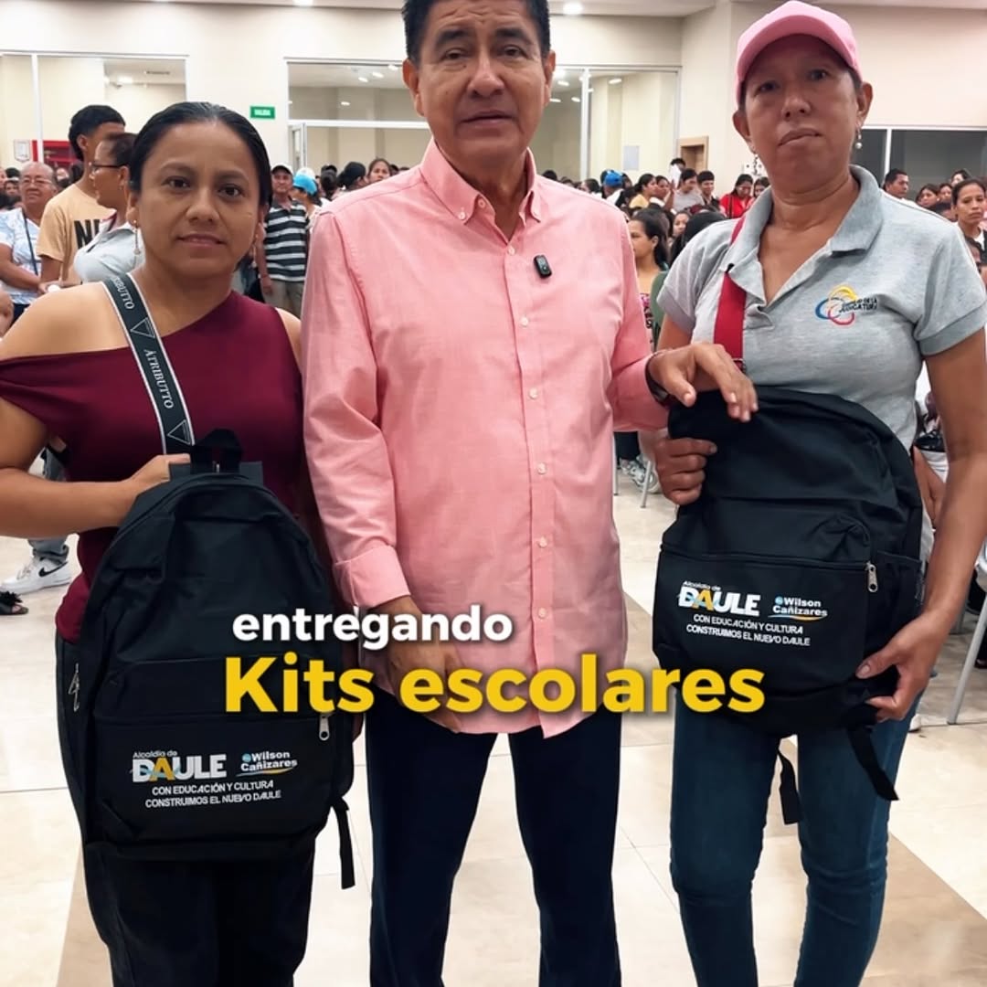 Municipio de Daule entrega 1.051 kits escolares gratuitos para aliviar economía familiar
