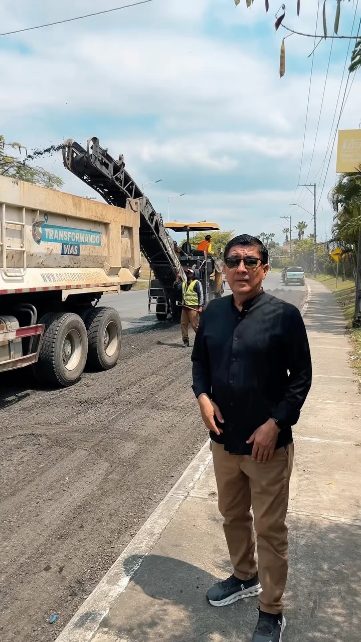 Inicia asfaltado en circuitos La Joya y Villa Club: obras para mejorar vialidad en Daule