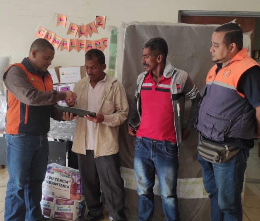 Dos familias del Guarumal recibieron ayuda tras incendio en sus viviendas