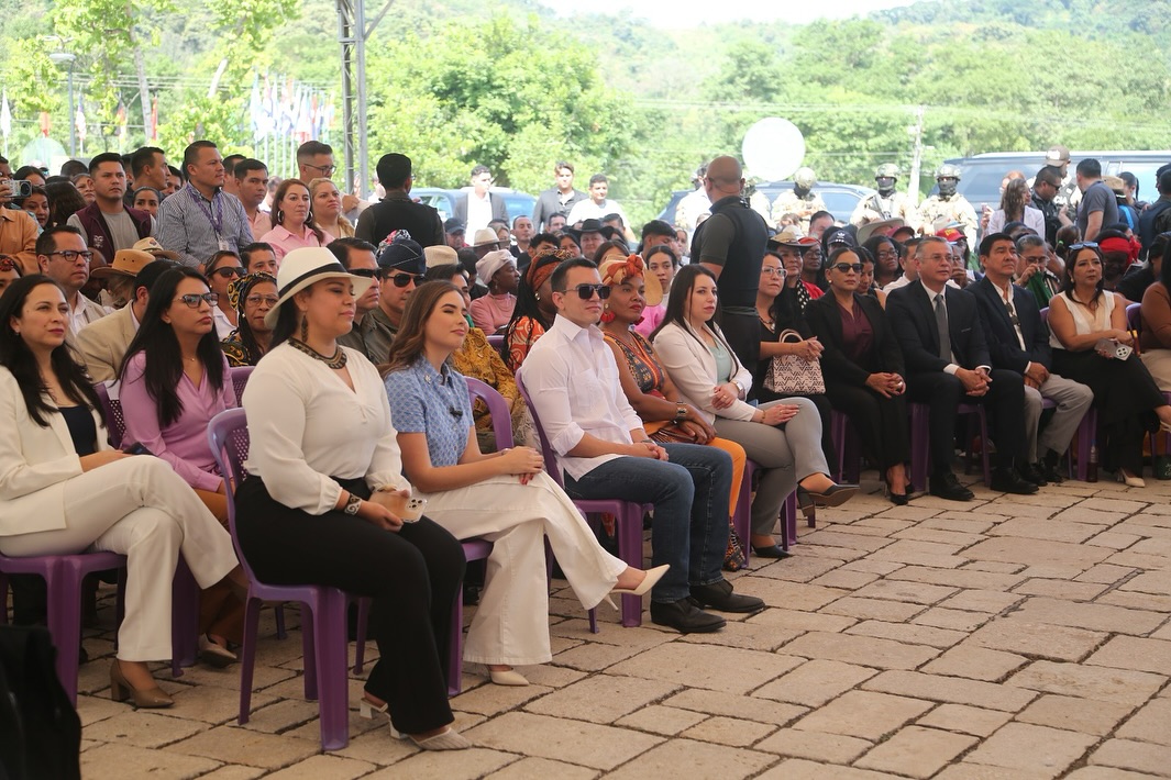 Gobierno entrega USD 800 mil a organizaciones productivas en Daule
