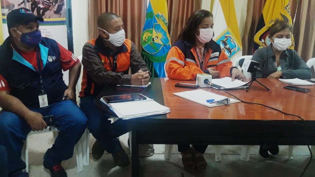 Autoridades de Daule explican medidas del COE para Navidad en Juan Bautista Aguirre