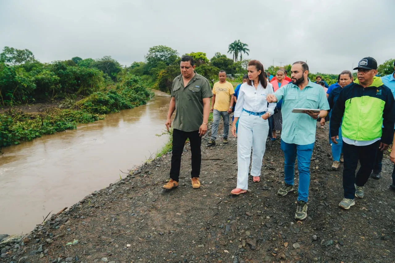 Prefectura del Guayas inspecciona obras contra inundaciones en Milagro y Jujan