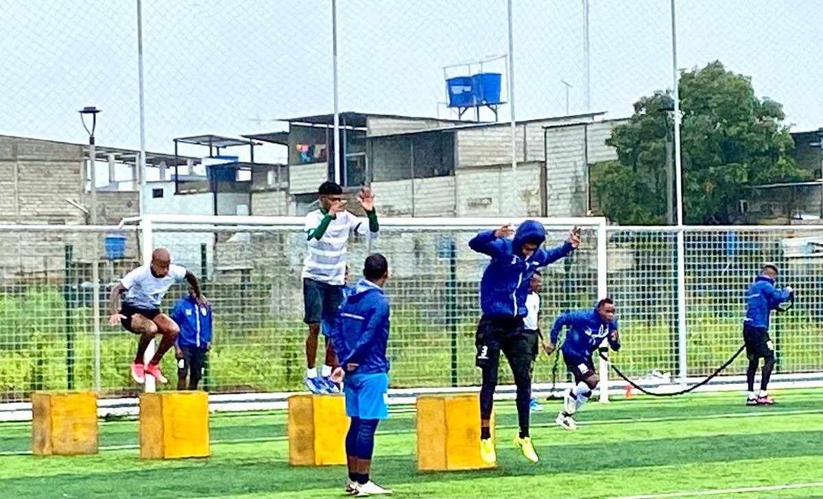 Alcaldía de Durán cede cancha del Polideportivo Max Cortez para entrenamientos matutinos