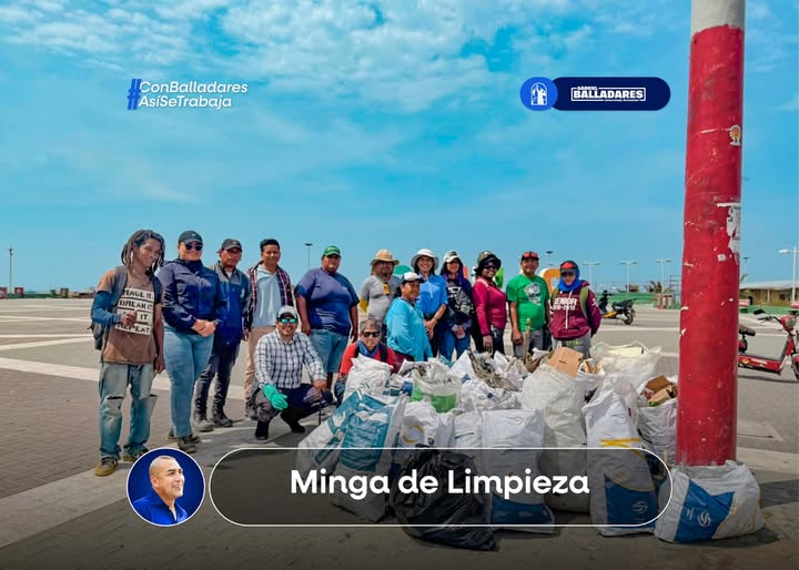 La Alcaldía de Playas mantiene el compromiso semanal con la limpieza de calles y espacios públicos