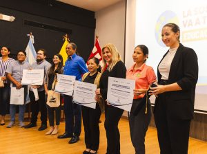 Programas ambientales de Guayaquil sensibilizan a 35.000 estudiantes en dos años