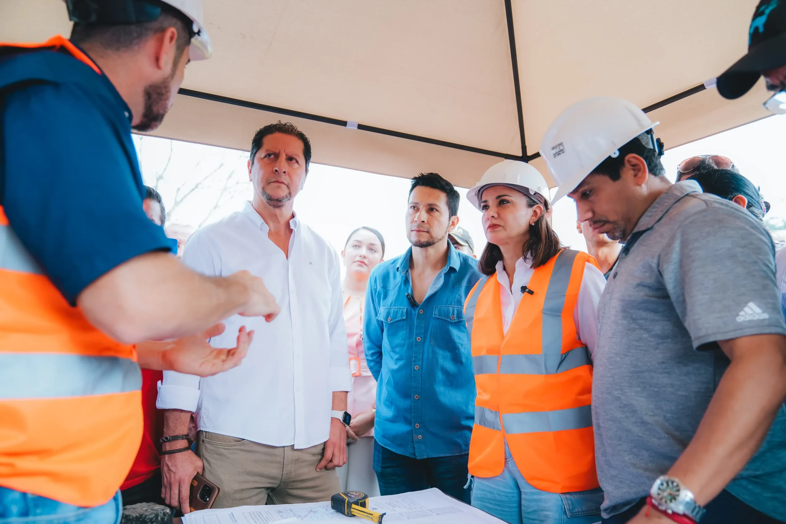 Maquinaria inicia obra en Naranjito-Marcelino Maridueña