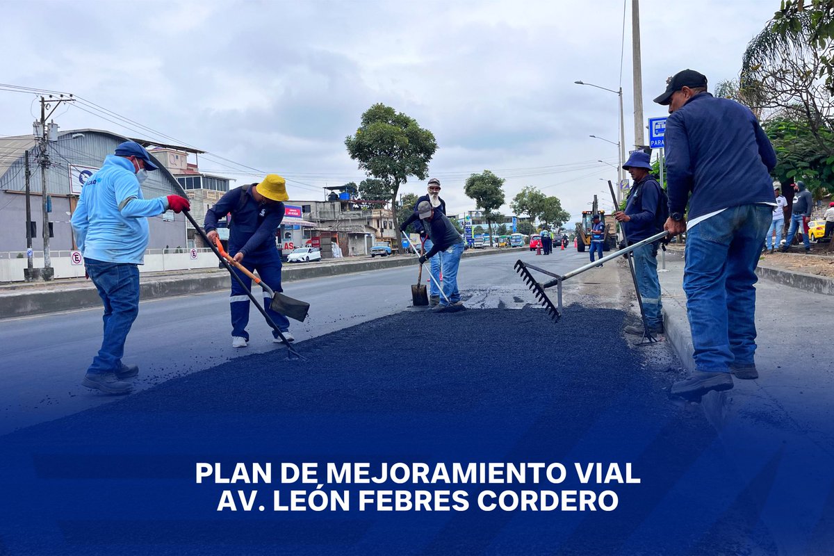 Avanzan obras de bacheo en Av. León Febres Cordero para mejorar tránsito en Durán