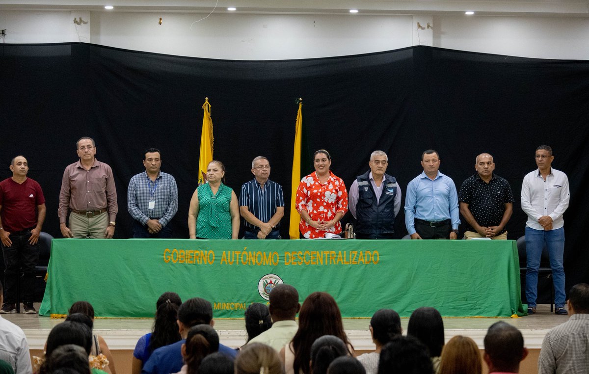 Consejos Barriales de El Empalme tomaron posesión en auditorio municipal