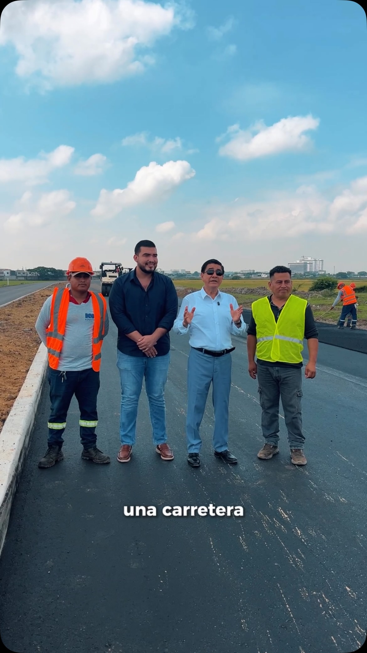 Avanza el Vial 4: nueva avenida de cuatro carriles y luz central para Daule