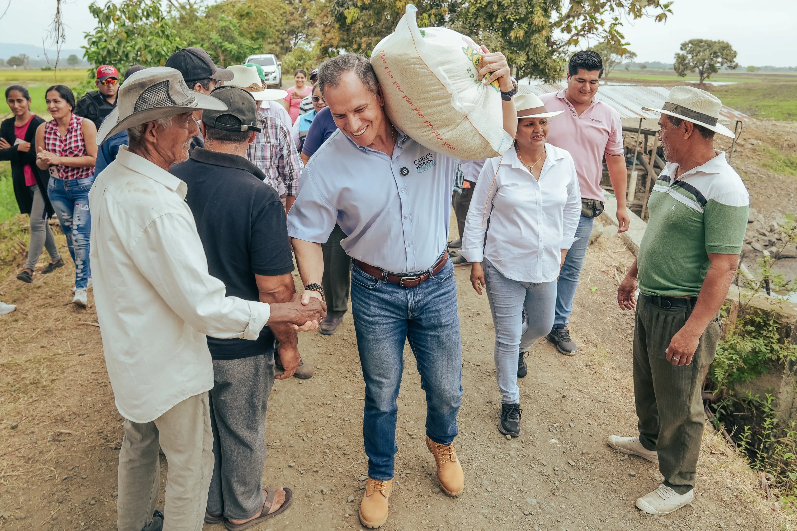 Desazolve del estero Loma Blanca en Daule busca reducir inundaciones y mejorar el drenaje